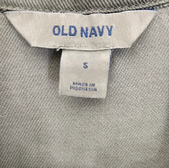 Old Navy cropped jacket, size small NWOT - Picture 3 of 6